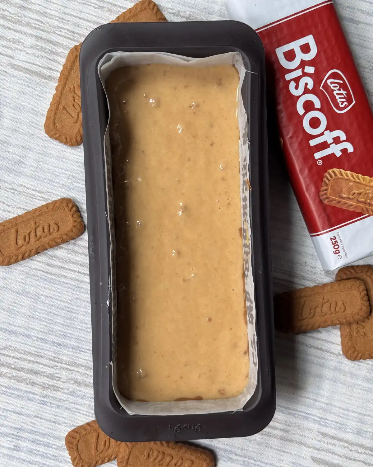 romisbakes recipe Biscoff cake with crumble