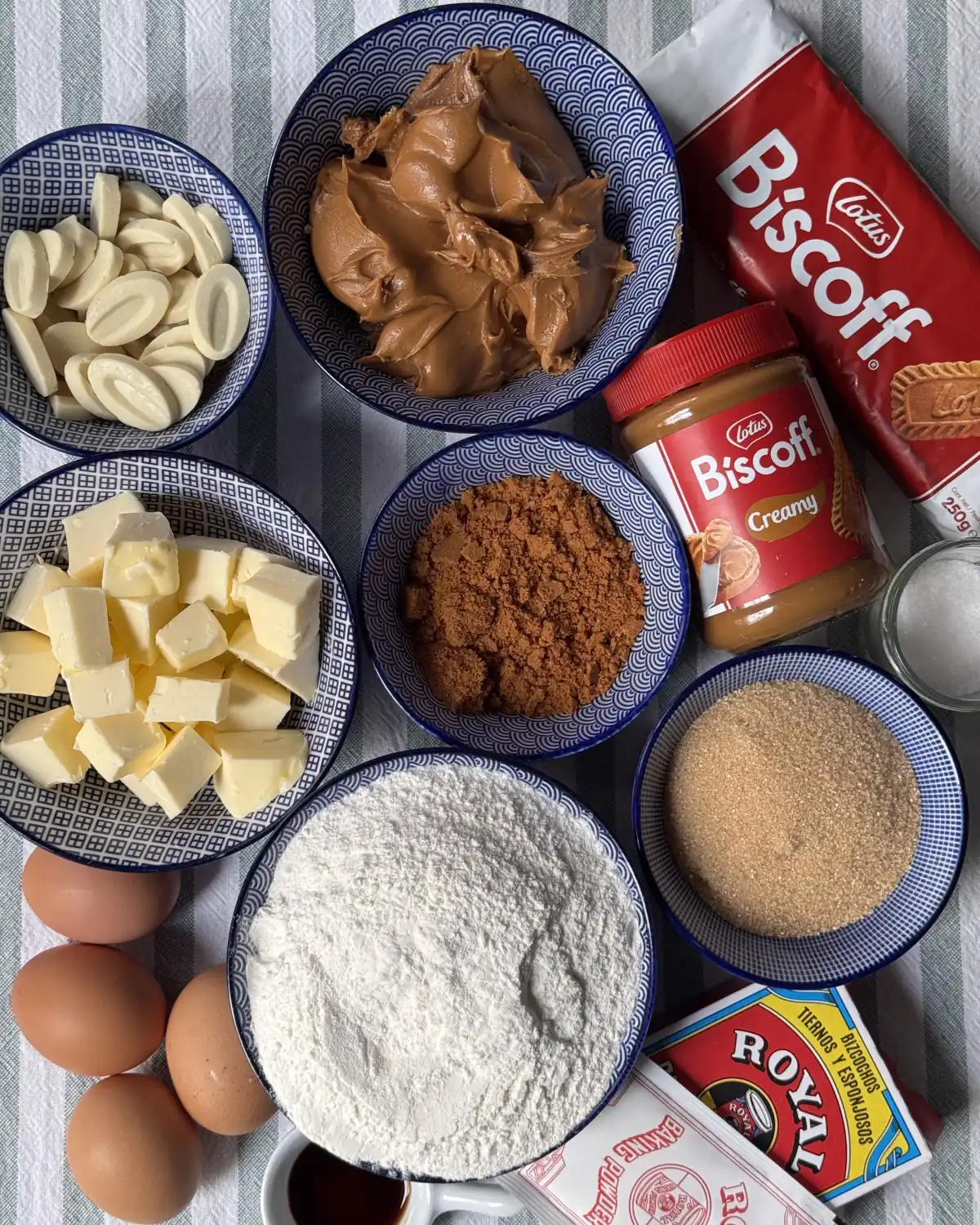 romisbakes receta Crumble de Biscoff y chocolate blanco