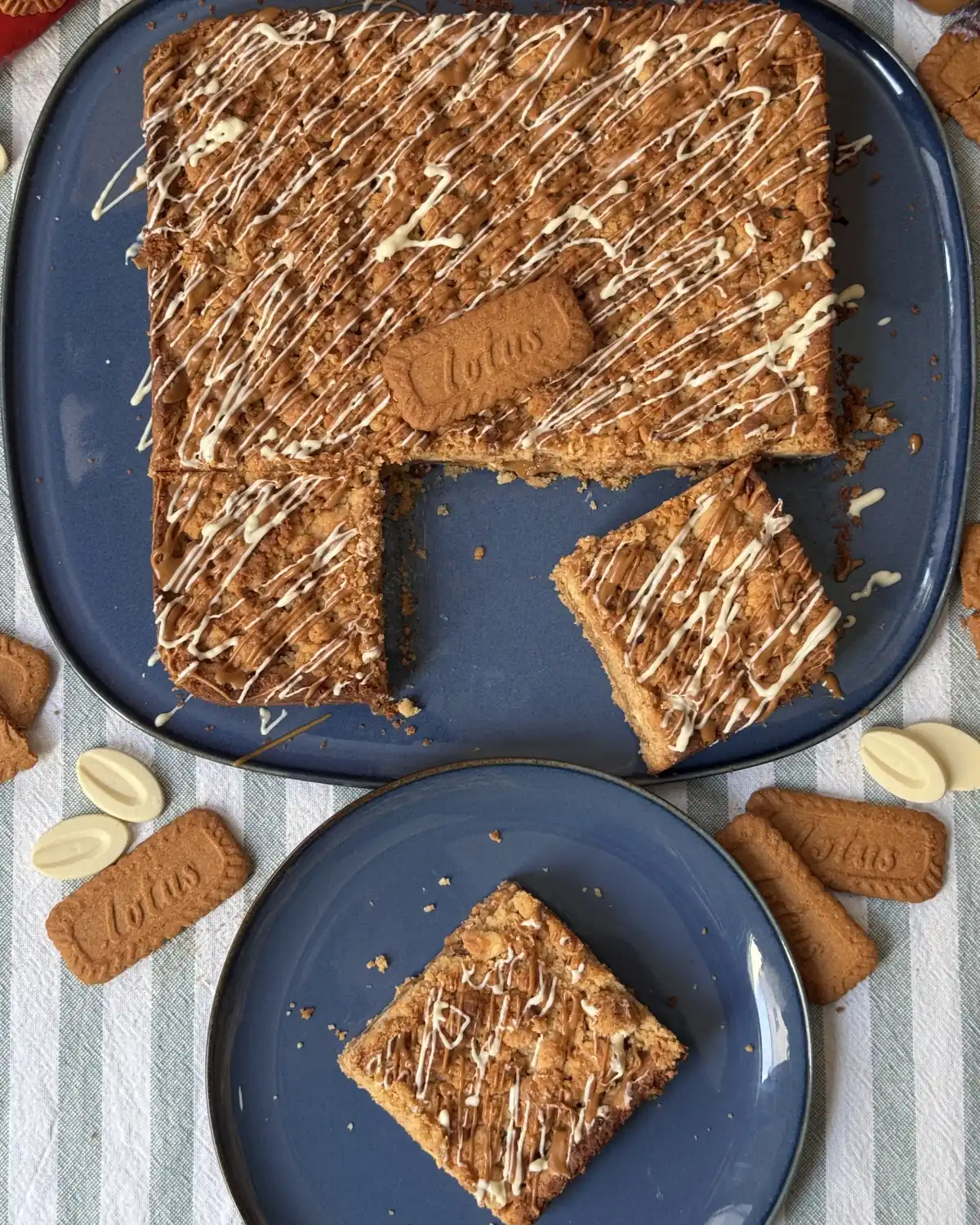 romisbakes receta Crumble de Biscoff y chocolate blanco