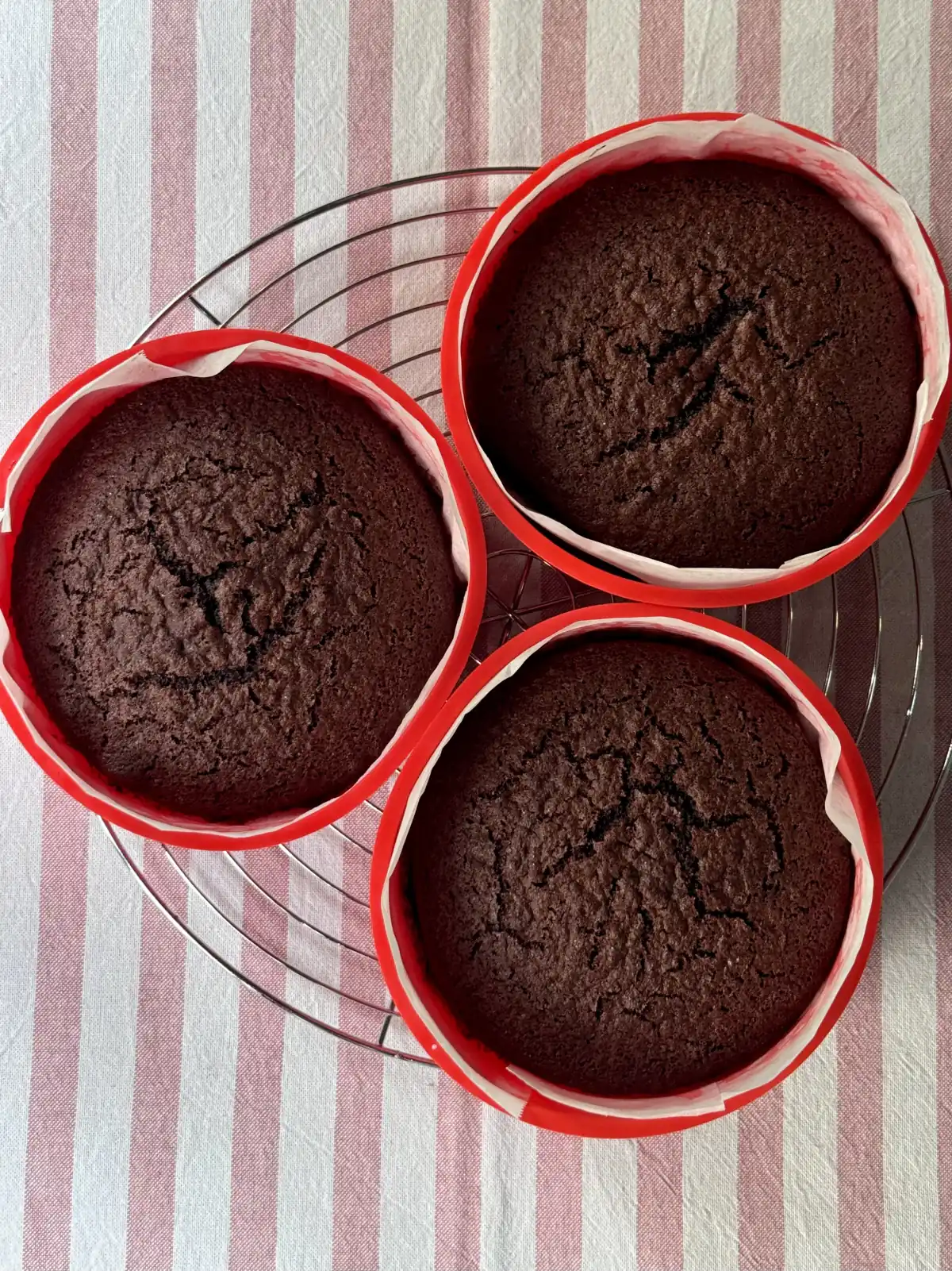 romisbakes recipe Black forest cake