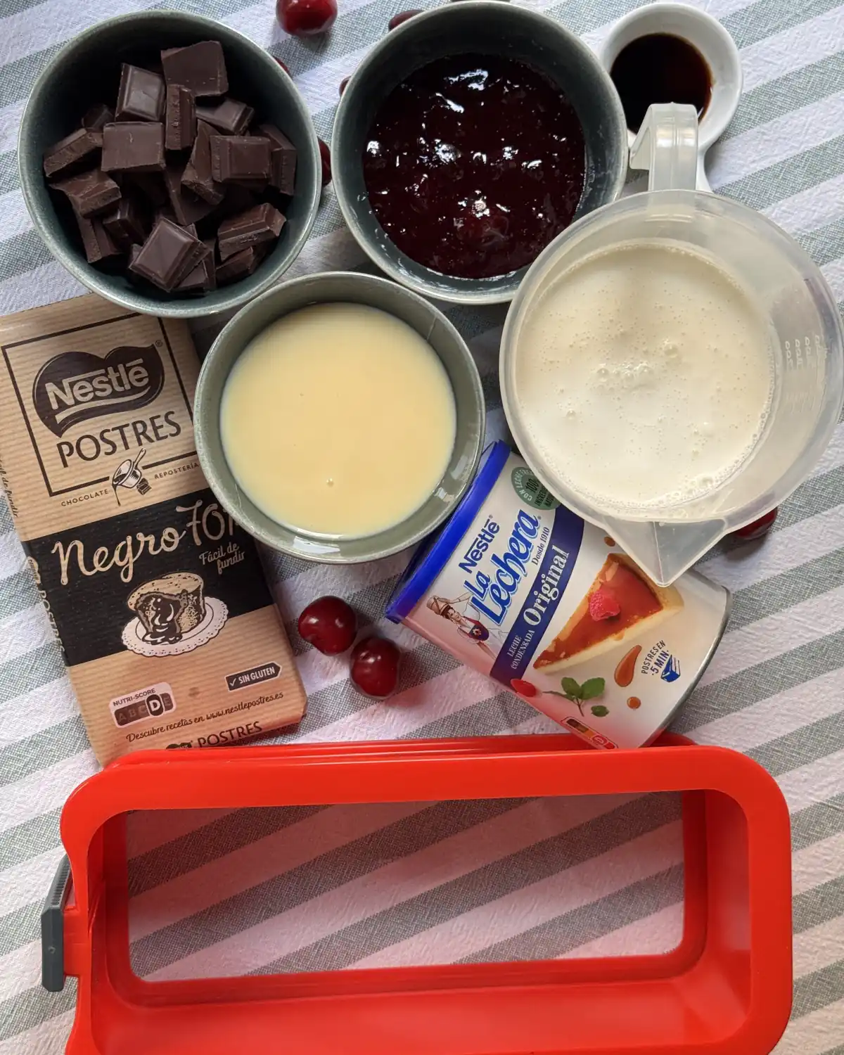 romisbakes receta Black Forest Viennetta (Comtessa)
