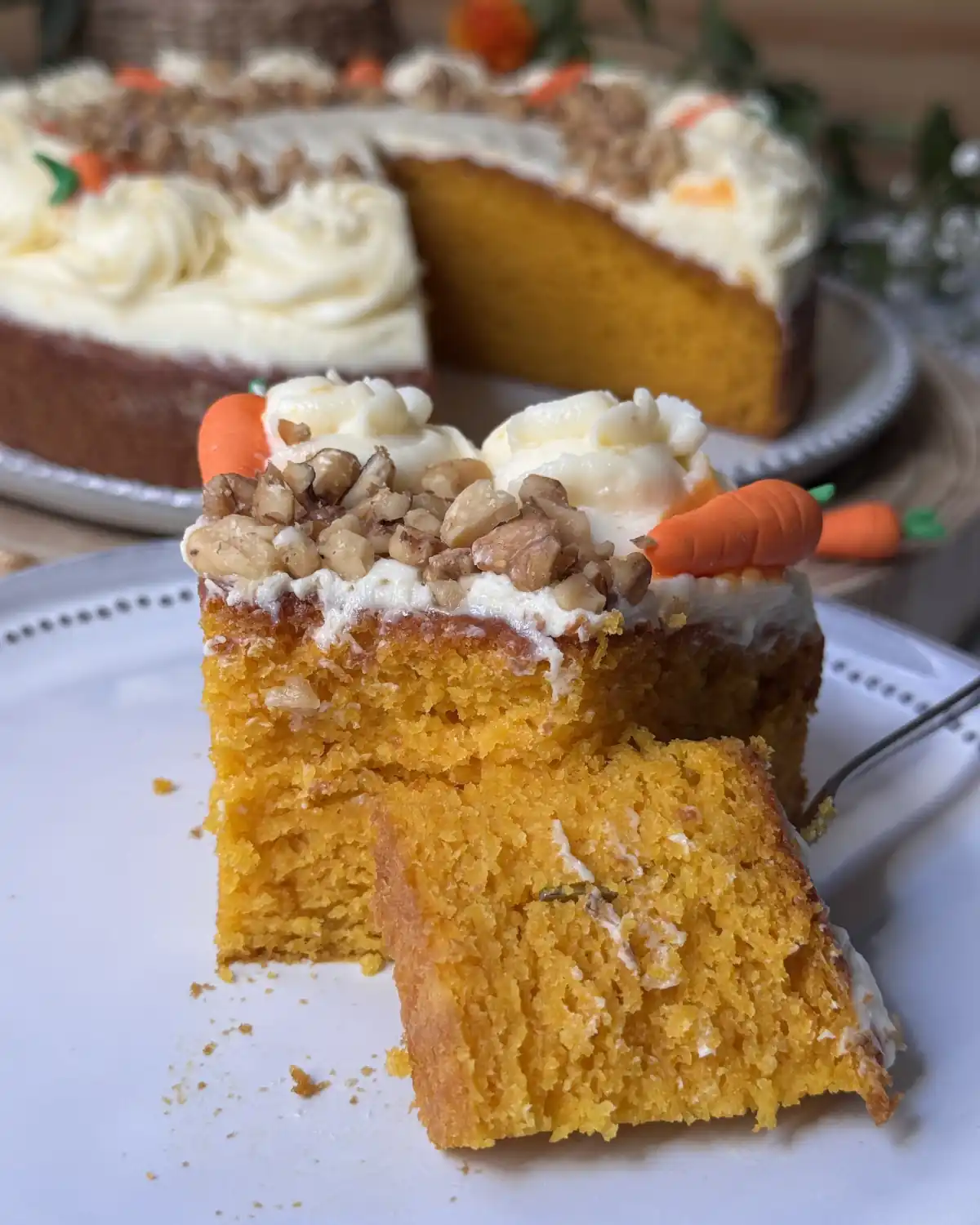romisbakes recipe Carrot cake with cream cheese frosting