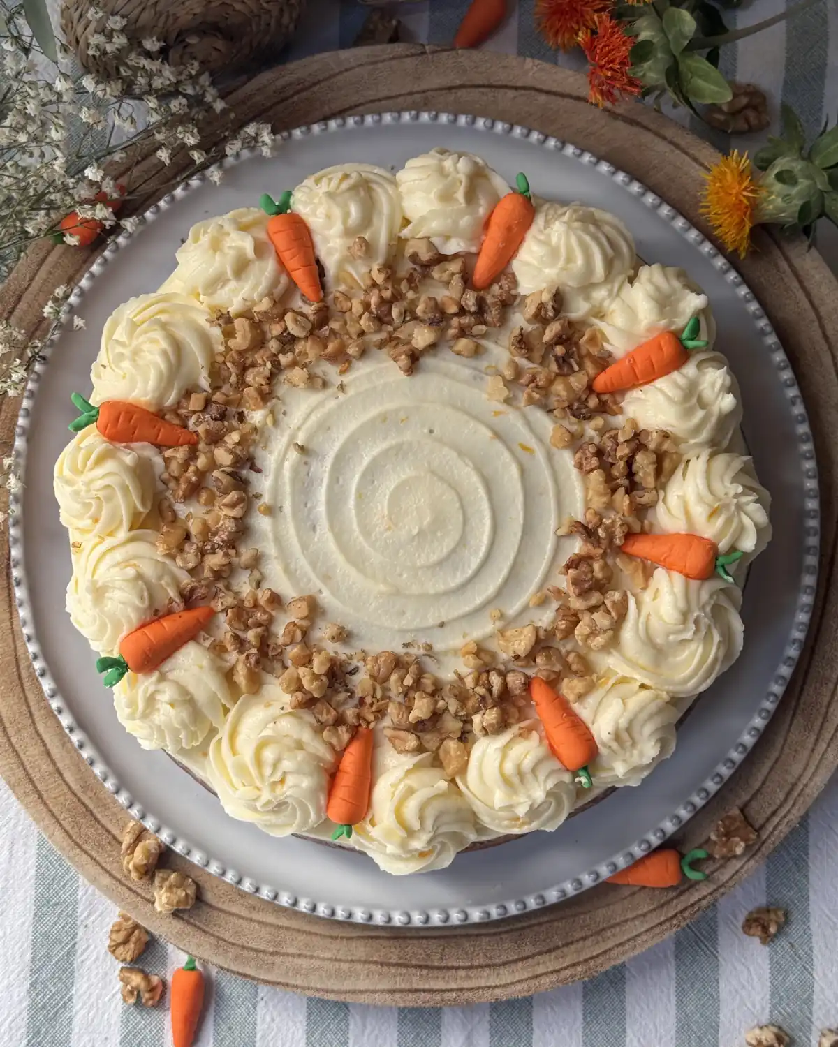 romisbakes recipe Carrot cake with cream cheese frosting