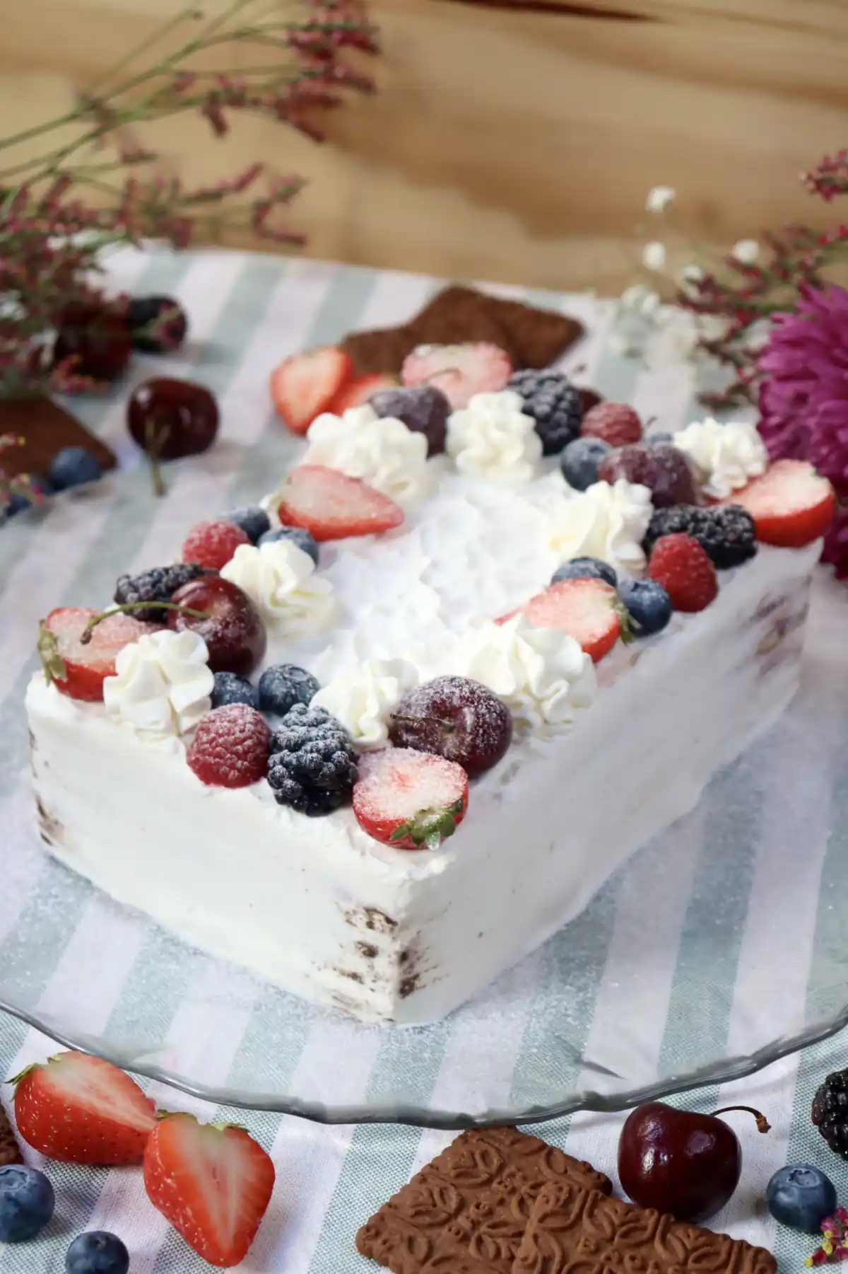 romisbakes recipe Chocolinas Cake