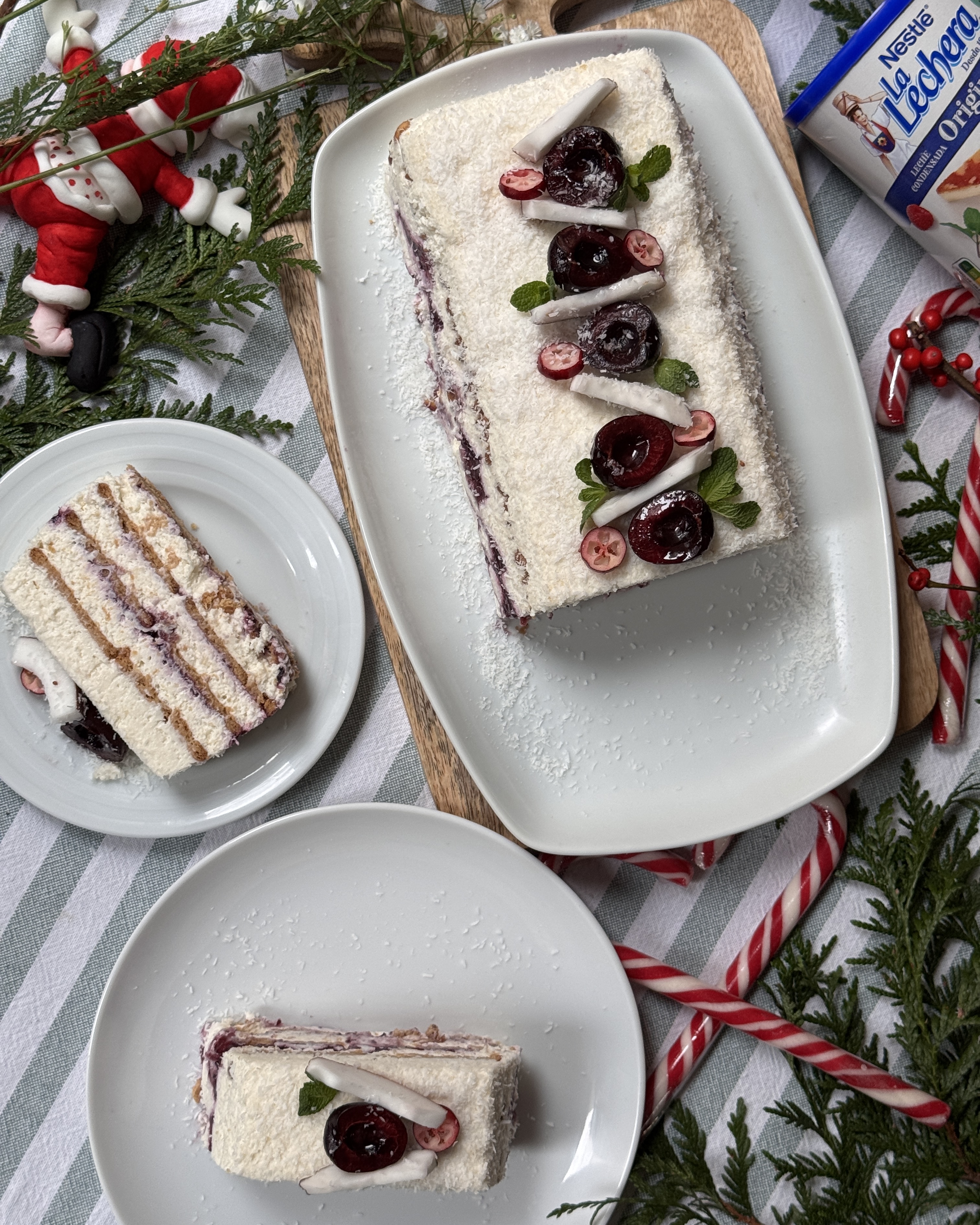 romisbakes receta Tarta de galletas, coco, leche condensada y frutos rojos