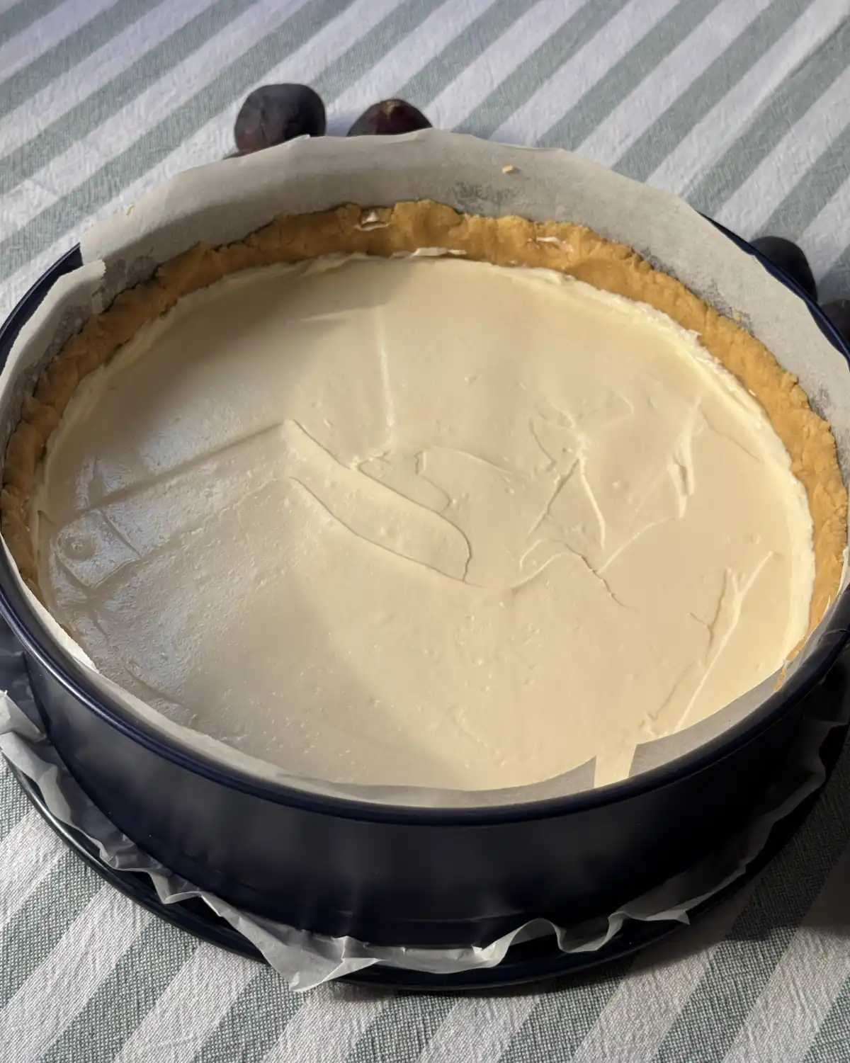 romisbakes recipe Crumble cheesecake with fig jam