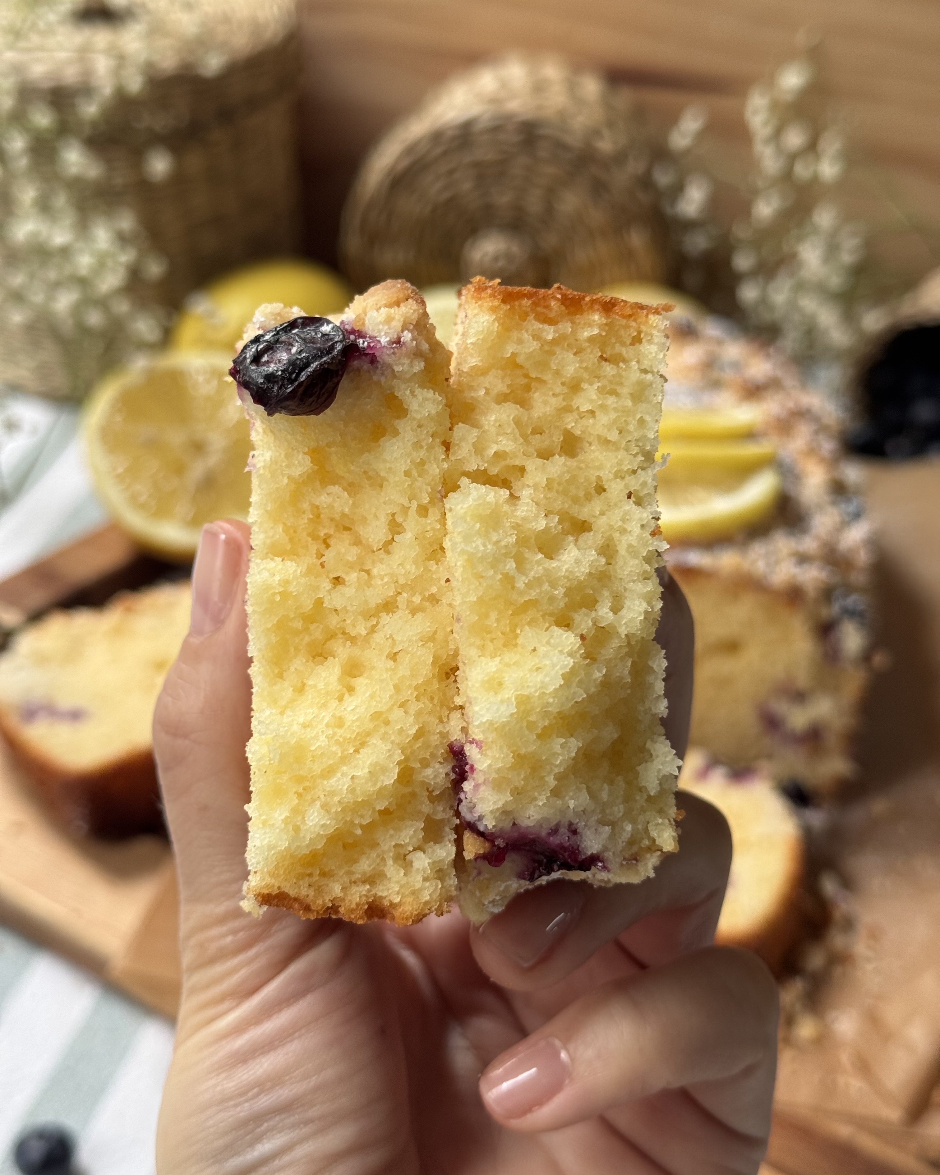 romisbakes receta Bizcocho de limón y arándanos con crumble