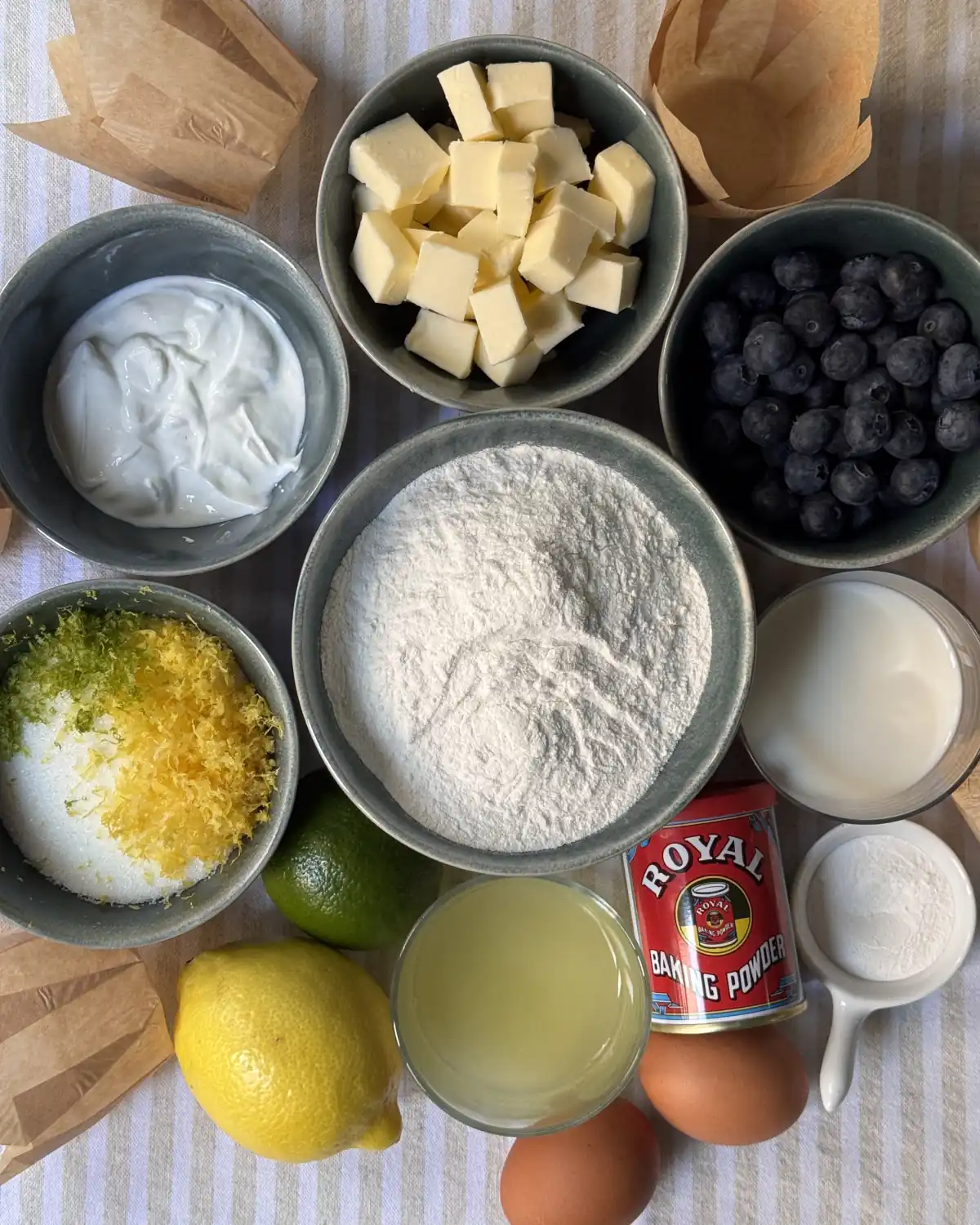 romisbakes receta Muffins de limón y arándanos