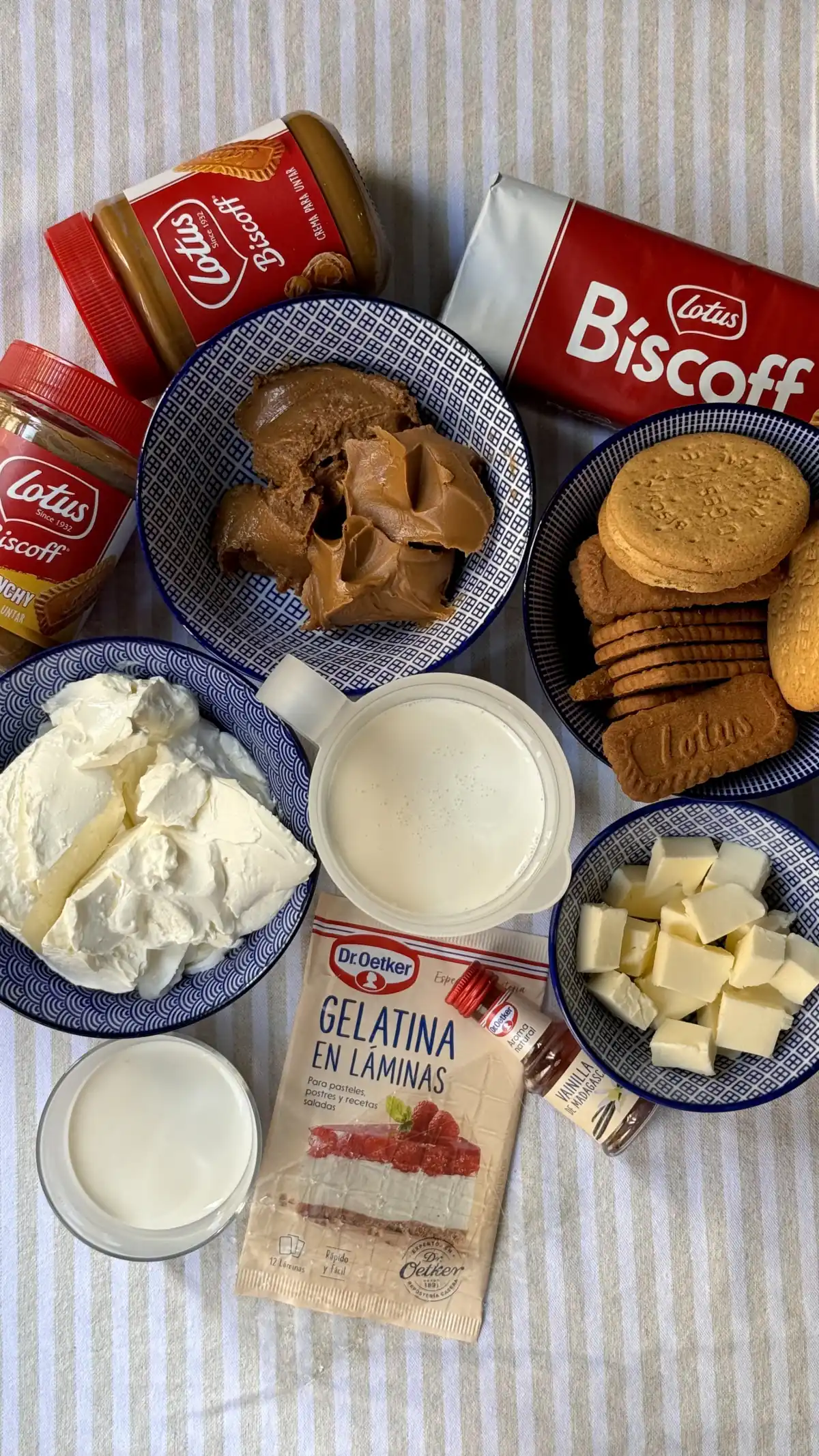 romisbakes recipe Lotus cheesecake