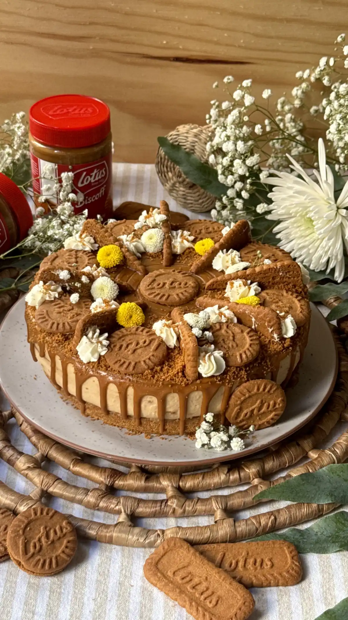 romisbakes recipe Lotus cheesecake