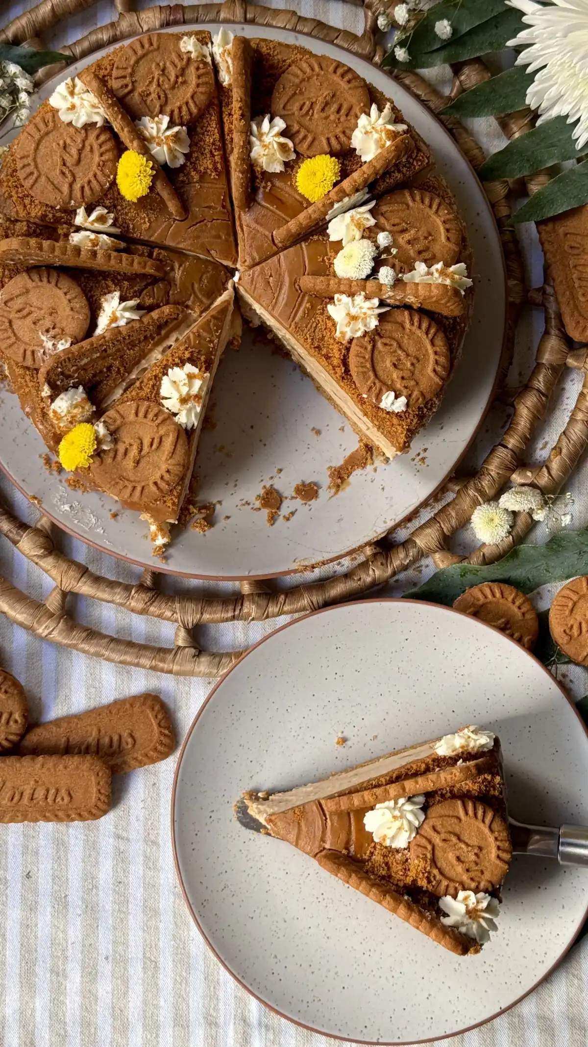 romisbakes recipe Lotus cheesecake