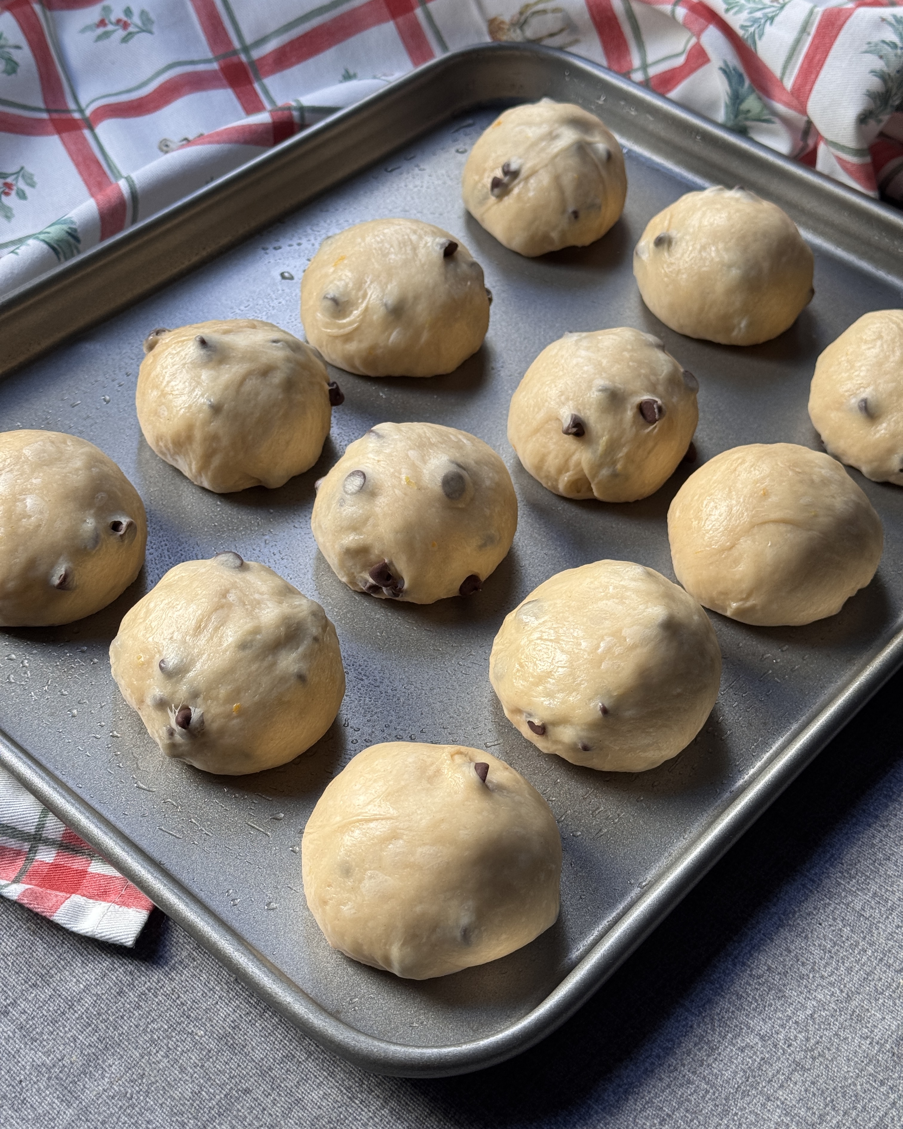 romisbakes recipe Mini panettones with chocolate