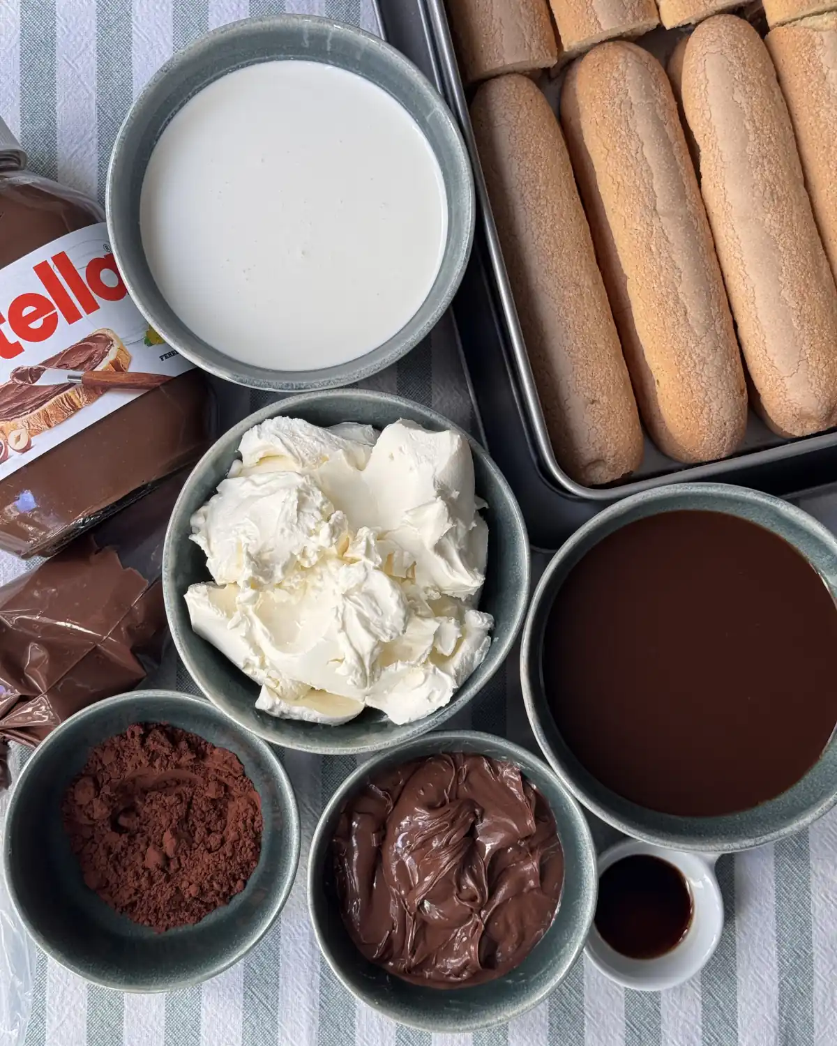 romisbakes recipe Nutella tiramisu-style cake