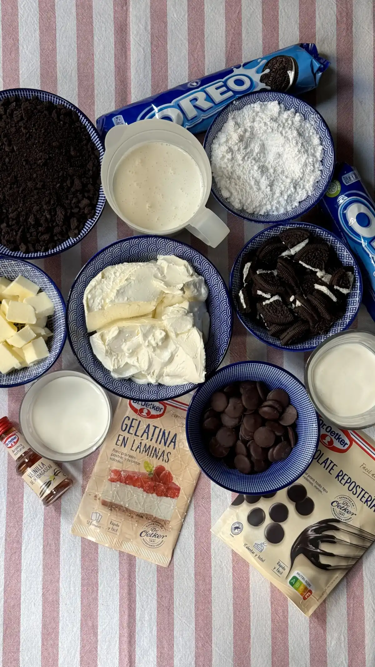 romisbakes recipe Oreo cheesecake