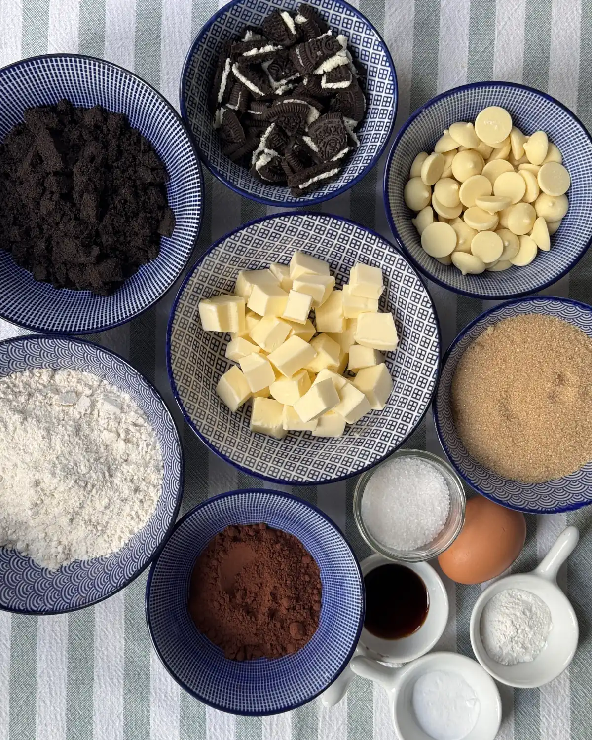 romisbakes recipe Oreo chocolate chip cookies