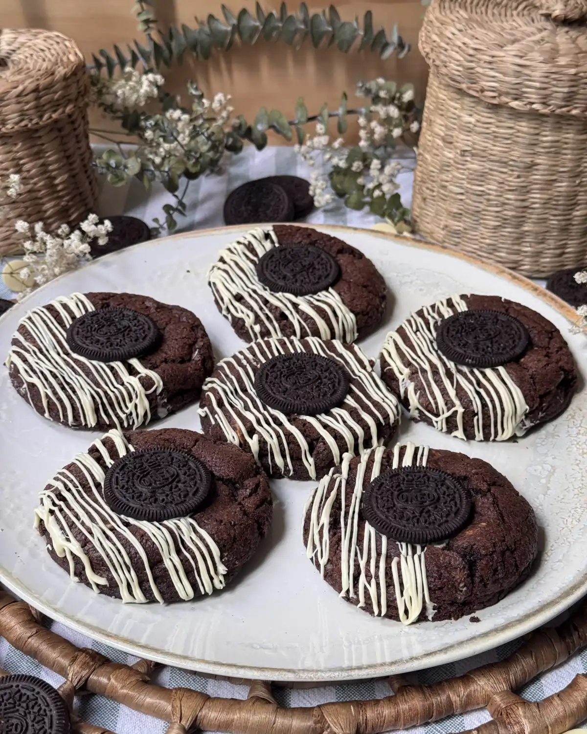 romisbakes recipe Oreo chocolate chip cookies