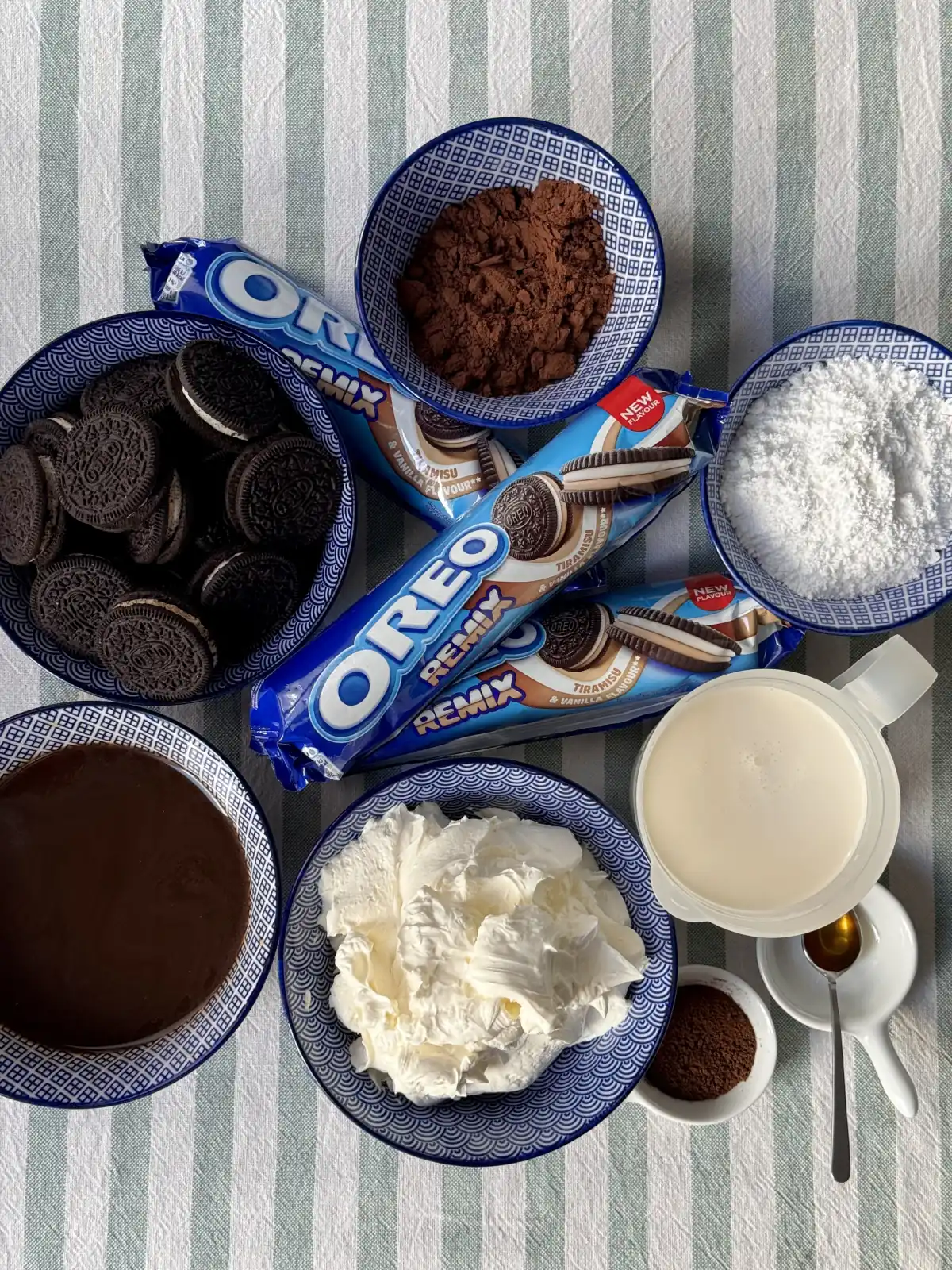 romisbakes recipe Oreo tiramisu