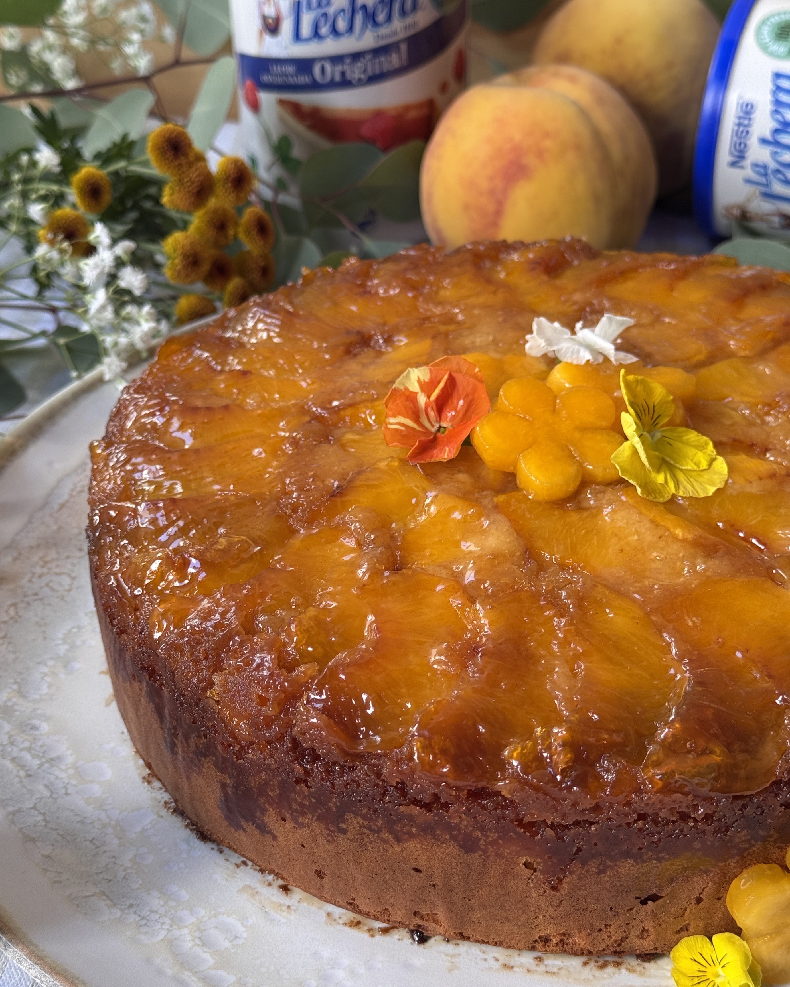 romisbakes receta Bizcocho invertido de melocotón con leche condensada