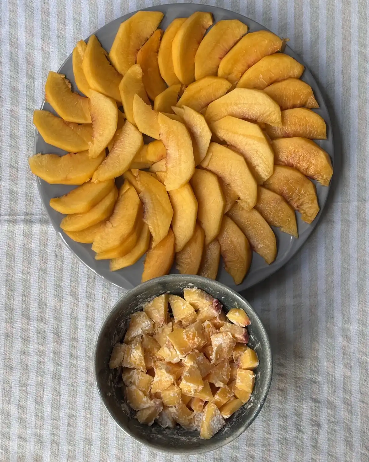romisbakes recipe Peach Upside-Down Cake with Condensed Milk