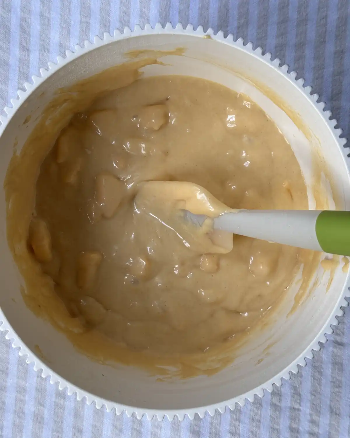 romisbakes recipe Peach Upside-Down Cake with Condensed Milk