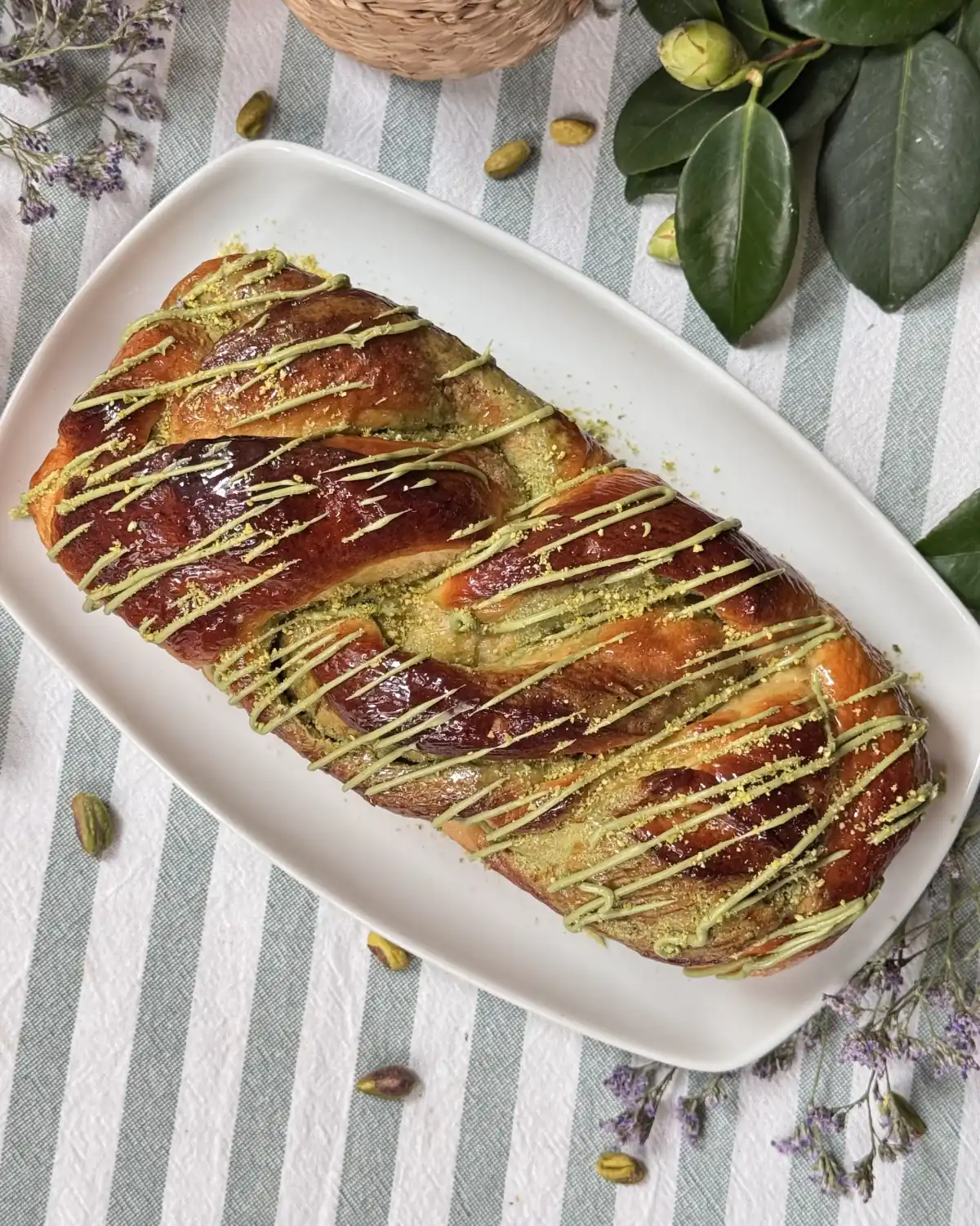 romisbakes receta Trenza de brioche con crema de pistacho