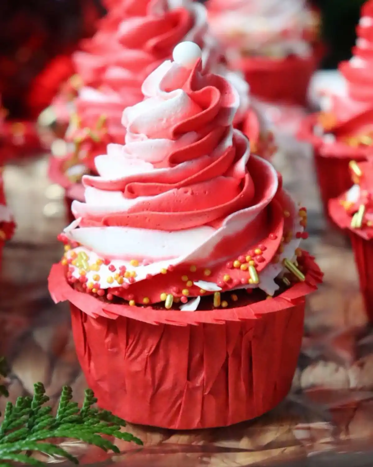 romisbakes receta Cupcakes red velvet