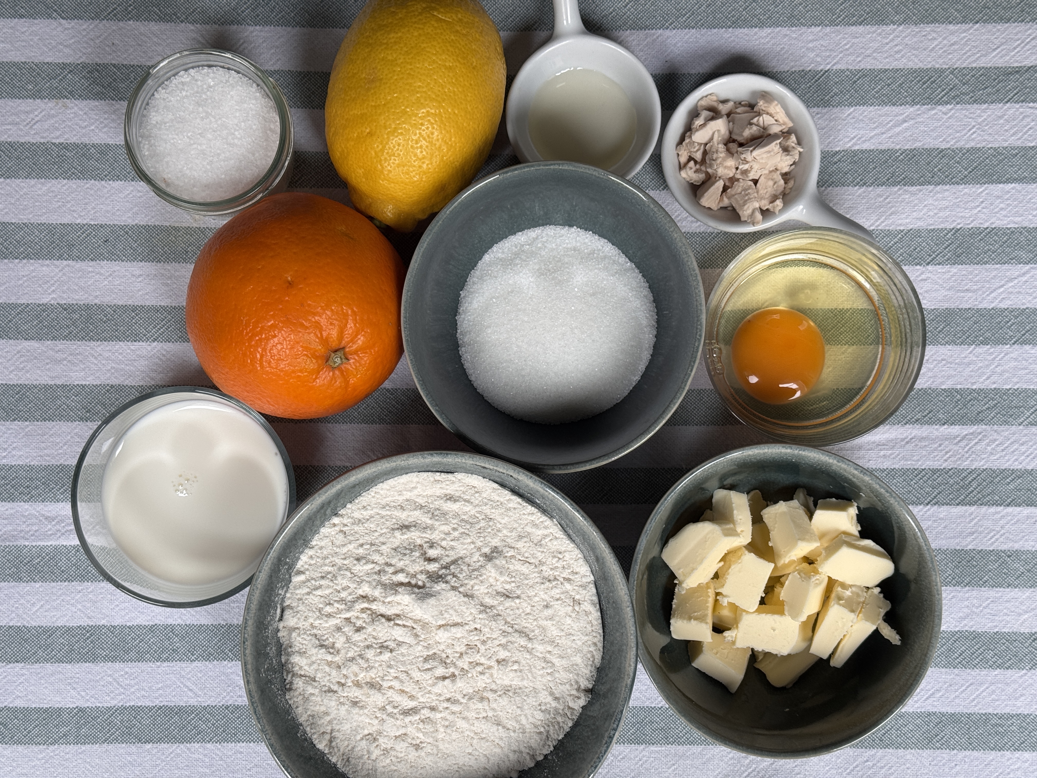 romisbakes recipe Roscón de reyes