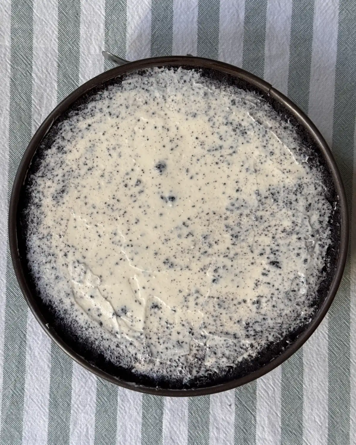 romisbakes recipe Upside Down Oreo Cheesecake