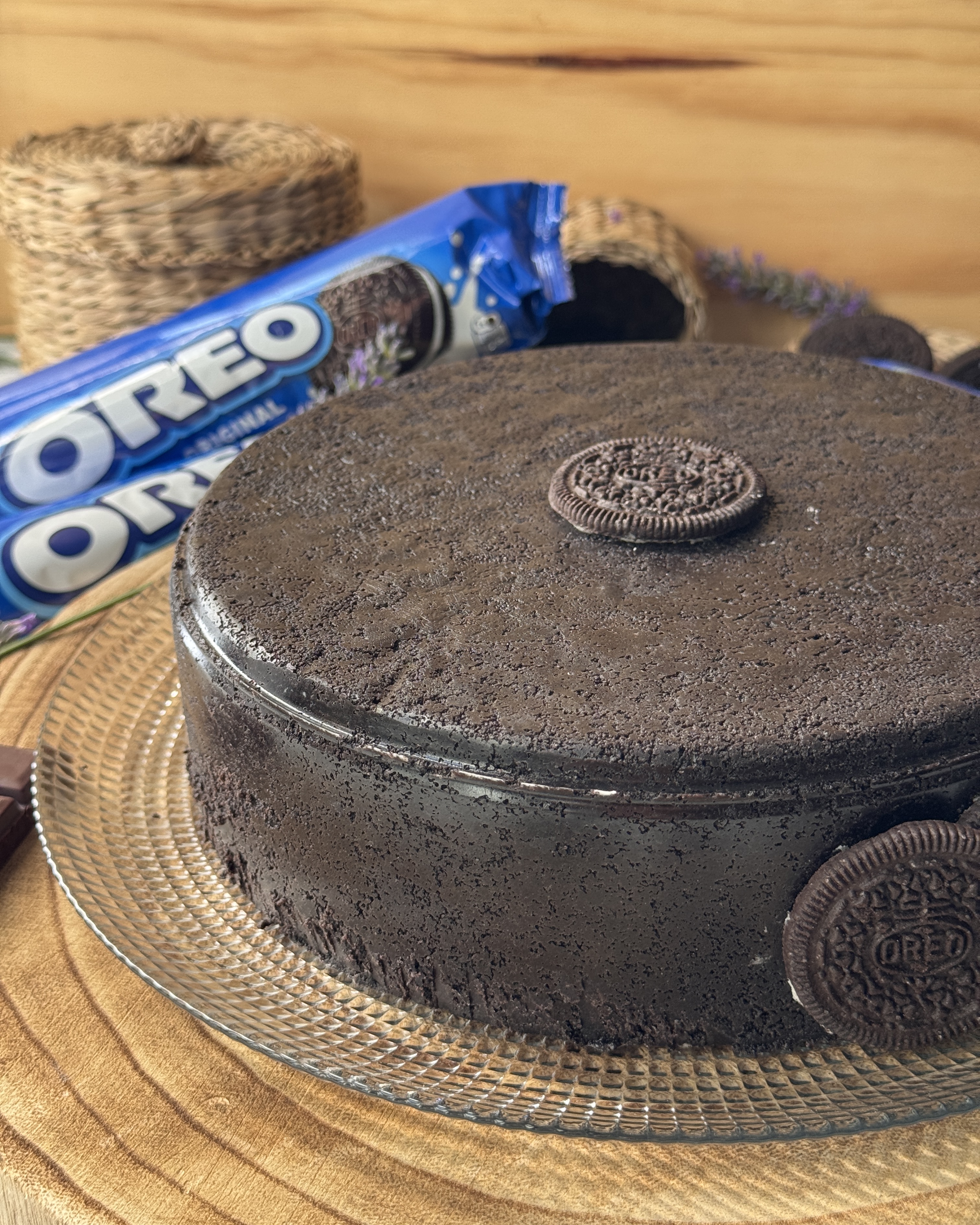 romisbakes recipe Upside down oreo cheesecake