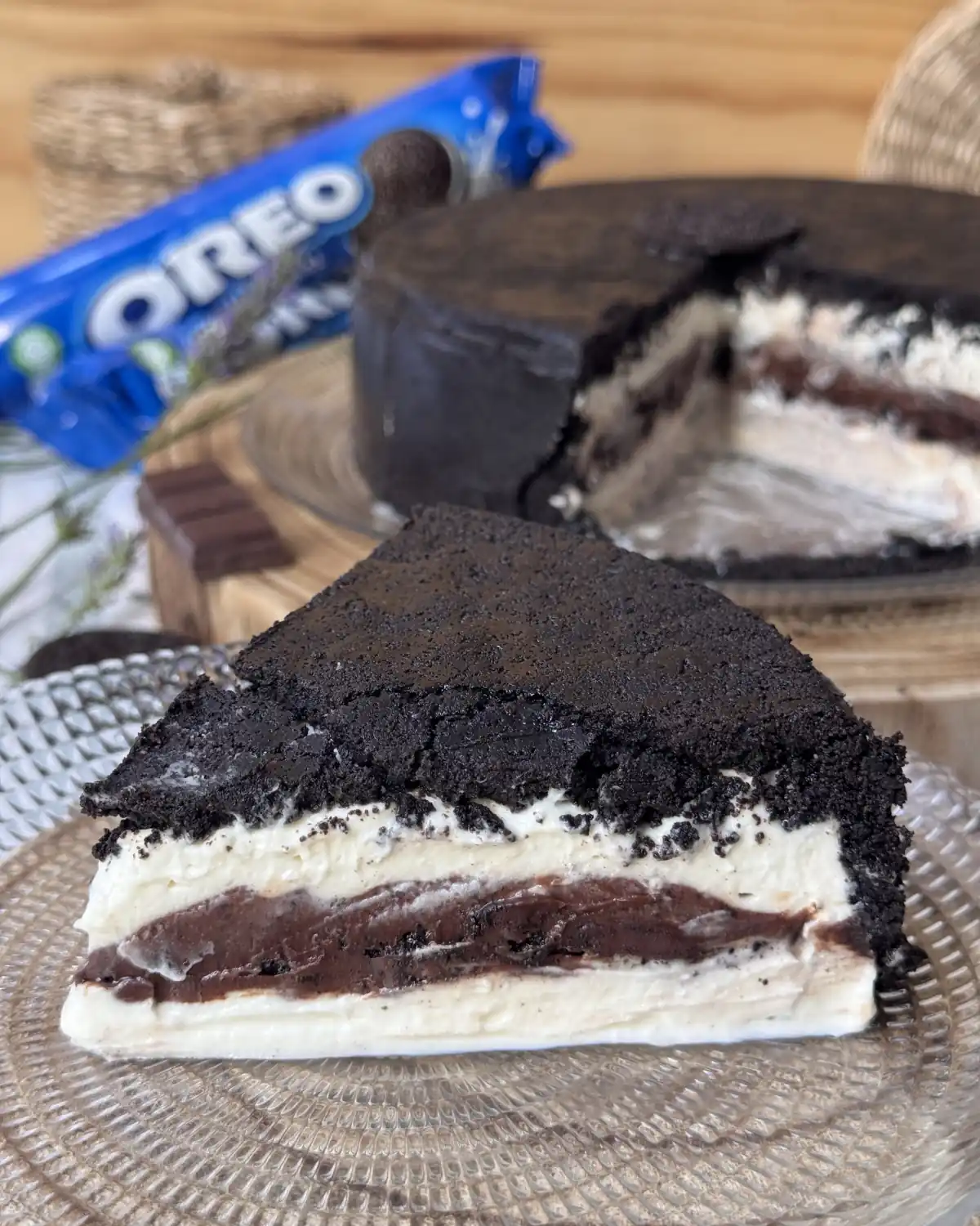 romisbakes recipe Upside Down Oreo Cheesecake