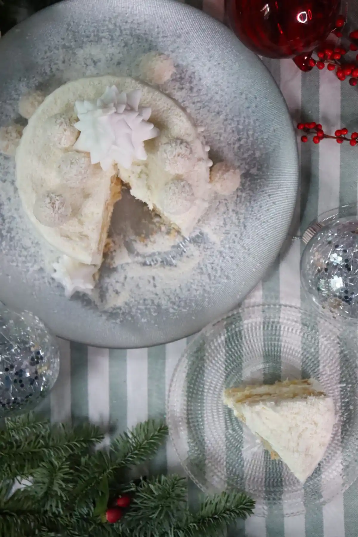 romisbakes recipe Vanilla Coconut & Pineapple Cake