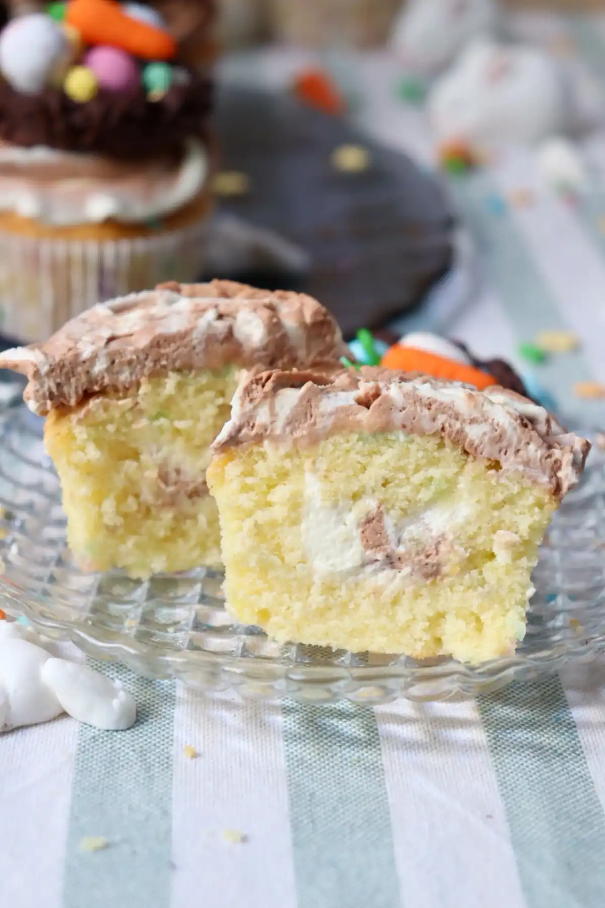 romisbakes recipe Vanilla Easter Cupcakes