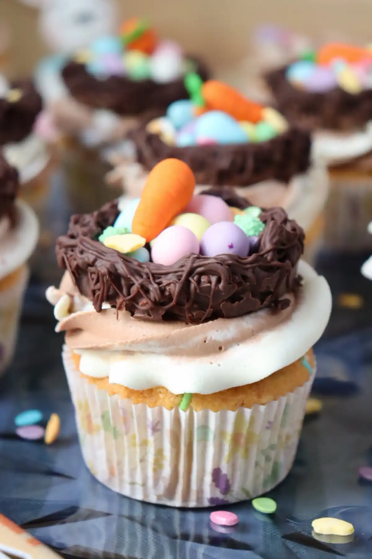 romisbakes recipe Vanilla Easter Cupcakes