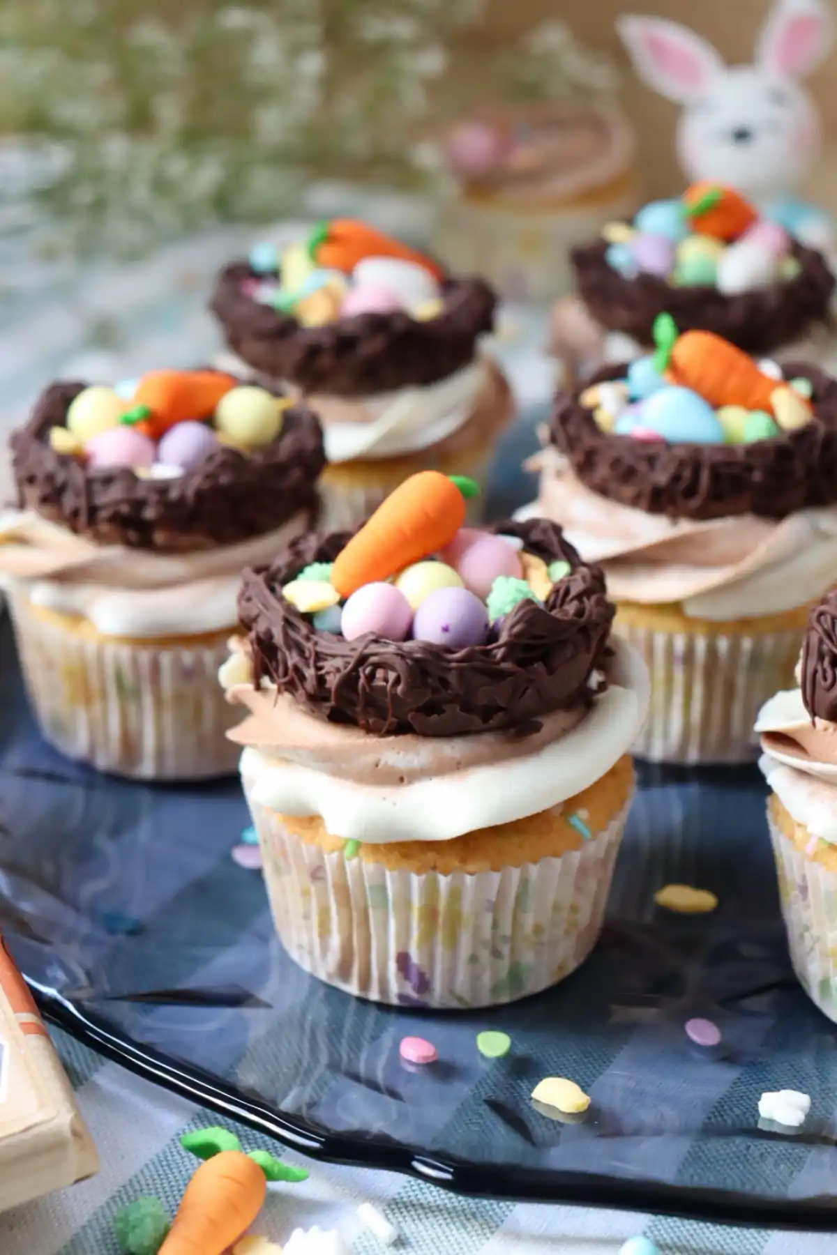 romisbakes recipe Vanilla Easter Cupcakes