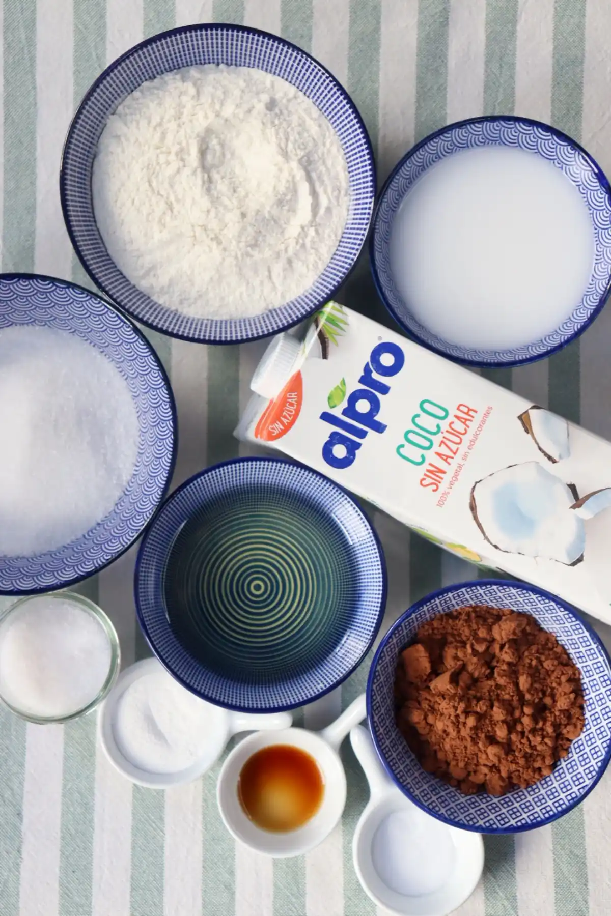 romisbakes recipe Vegan chocolate and stracciatella cake