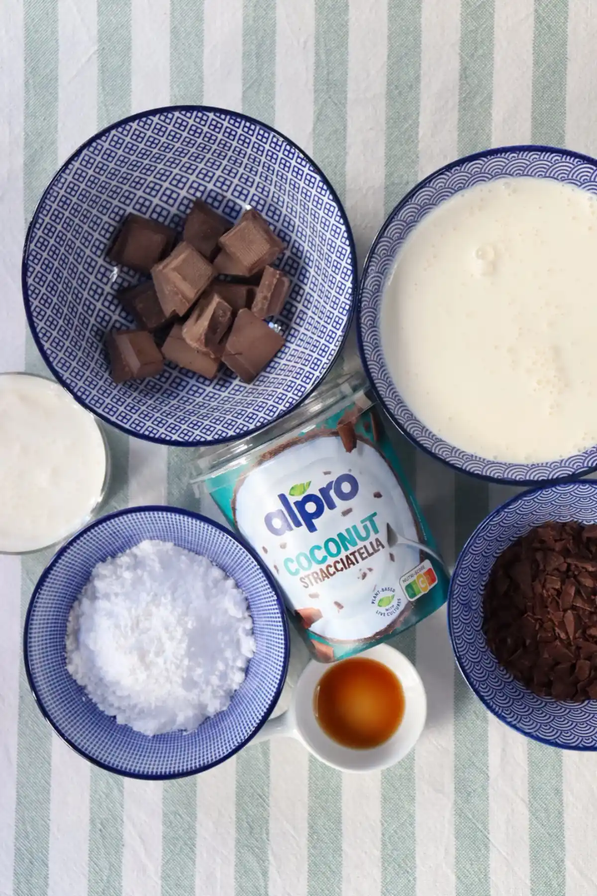 romisbakes recipe Vegan chocolate and stracciatella cake