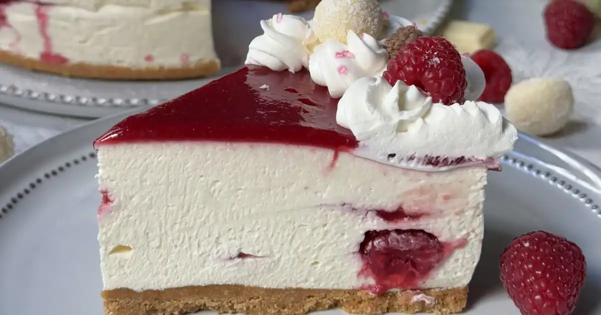 romisbakes recipe White chocolate and raspberry cake