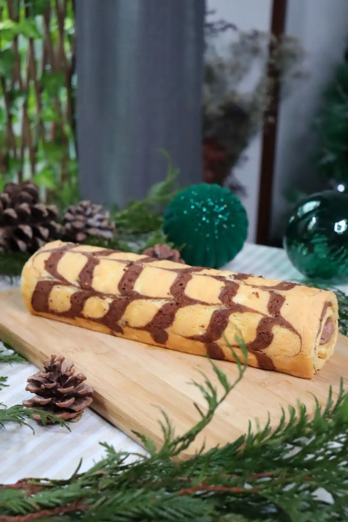romisbakes recipe Yule log cake